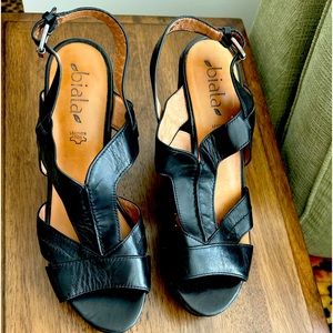 BIALA BLACK LEATHER SANDALS